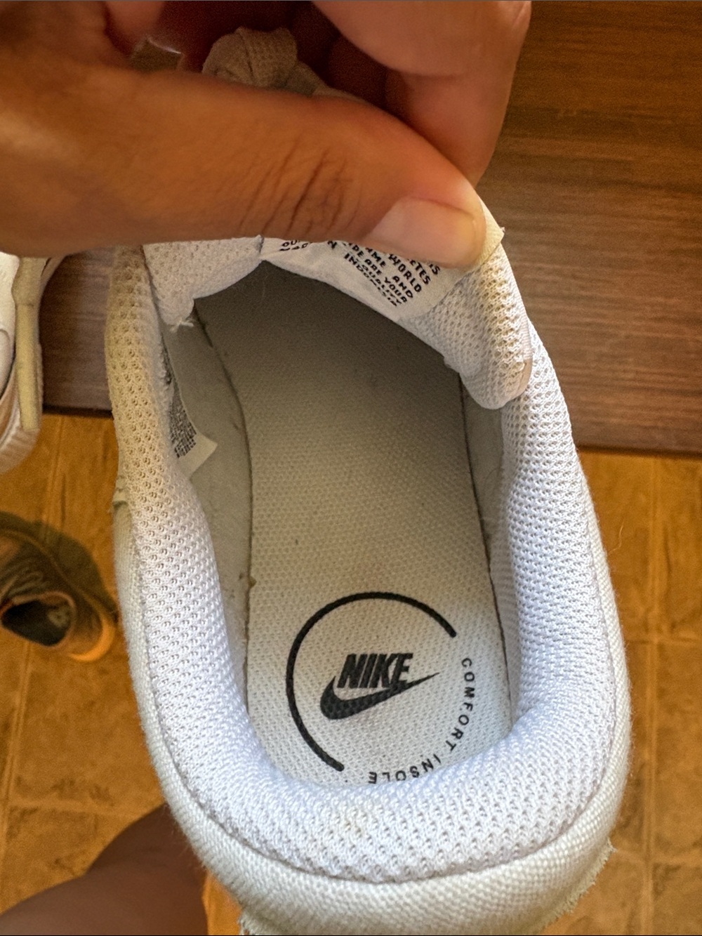 Nike White Sneakers with Swoosh Logo - Picture 4 of 8